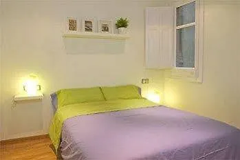 Feelathome Gran Via Apartment 巴塞罗那